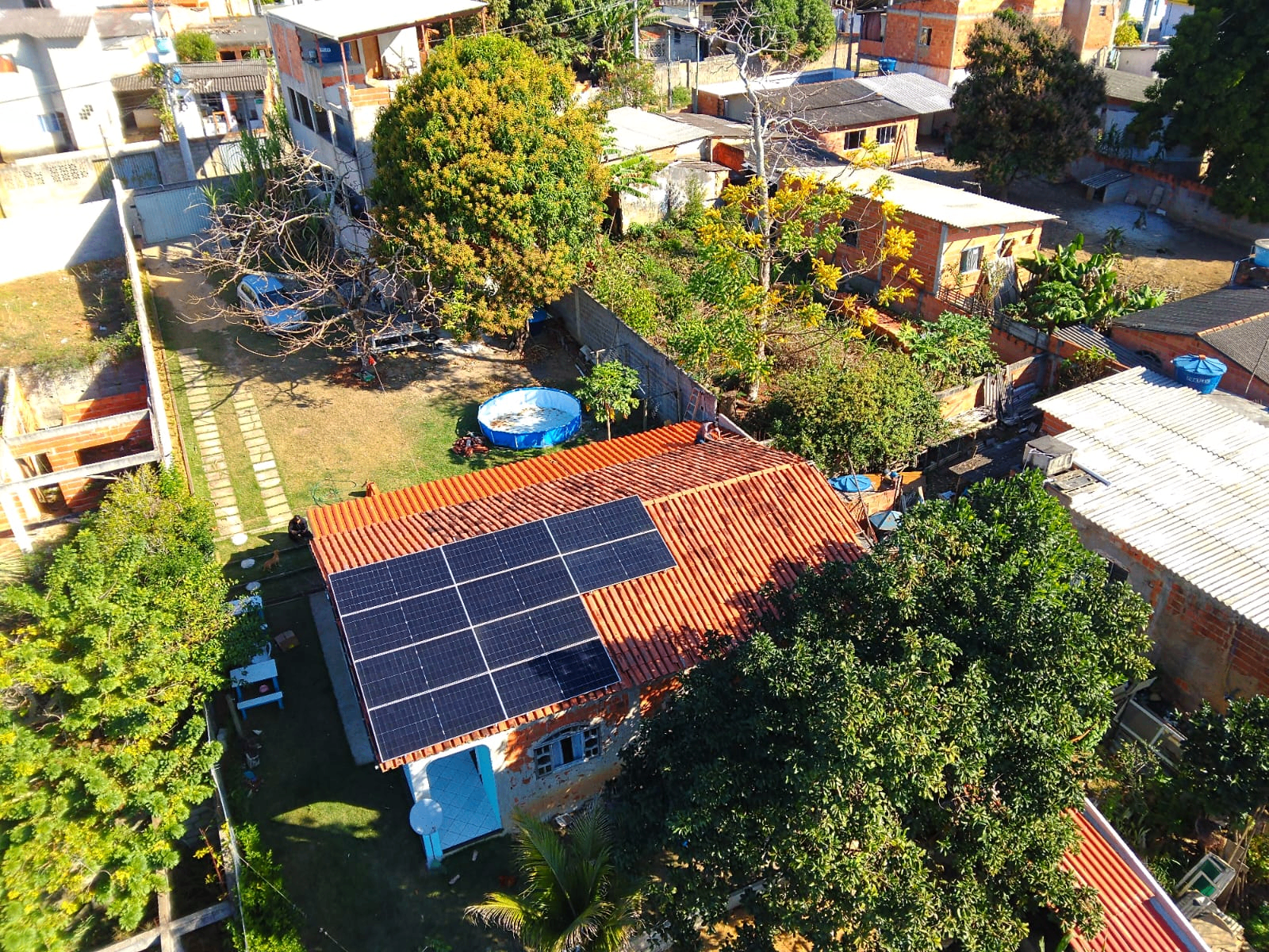 Residência com telha cerâmica